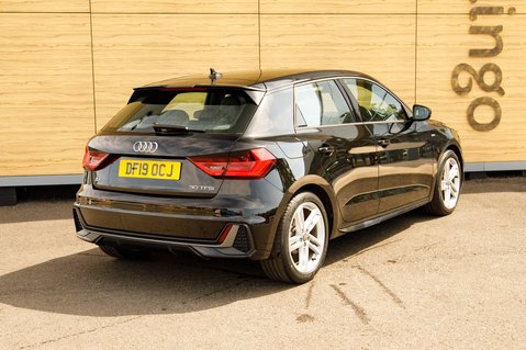 Audi A1 SPORTBACK TFSI S LINE 2