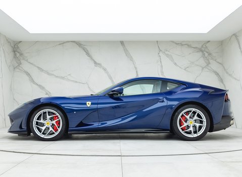 Ferrari 812 Superfast 2