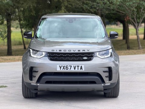 Land Rover Discovery 3.0 Discovery HSE TD6 Auto 4WD 5dr 8