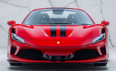 Ferrari F8 Spider 11