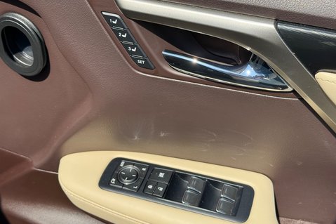 Lexus RX 450H LUXURY - PANORAMIC SUNROOF - RARE COLOUR COMBO 36