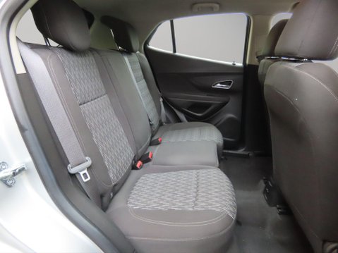Vauxhall Mokka 1.6i Tech Line 2WD Euro 6 (s/s) 5dr 16