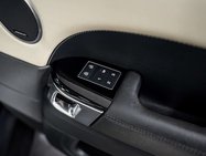 Land Rover Range Rover Sport 2.0 Range Rover Sport HSE Silver P400e Auto 4WD 5dr 25