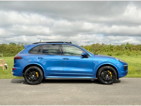 Porsche Cayenne 4.2 TD V8 S TiptronicS 4WD Euro 6 (s/s) 5dr 7