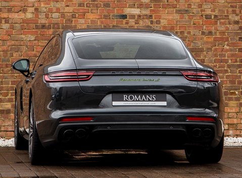 Porsche Panamera Turbo S E-Hybrid 3