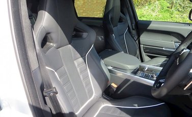 Land Rover Range Rover Sport 5.0 SVR 10