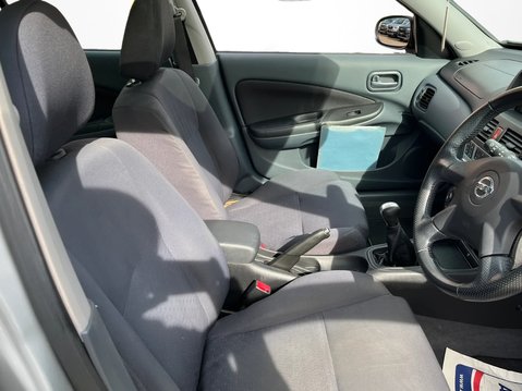 Nissan Almera 1.8 16v SXE 5dr 14