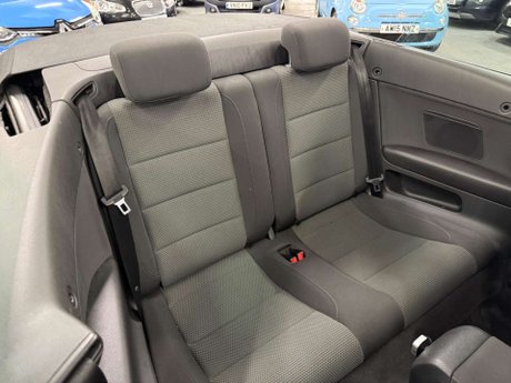 Volkswagen Golf 1.6 TDI BlueMotion Tech SE Cabriolet Euro 5 (s/s) 2dr 17