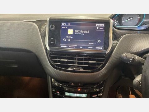 Peugeot 2008 1.2 PureTech Allure Euro 6 (s/s) 5dr 7
