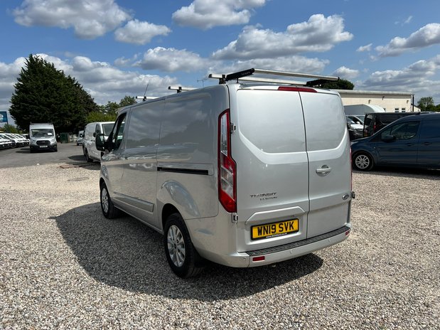 Ford Transit Custom SWB L1H1 Low Roof Limited 300 Air Con Alloys Sensors EURO 6 NO VAT 8