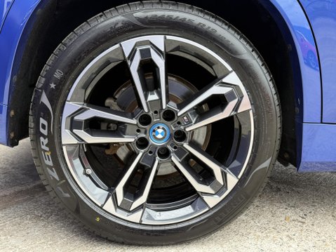 BMW iX1 30 66.5kWh M Sport SUV 5dr Electric Auto xDrive (11kW Charger) (313 ps) 15