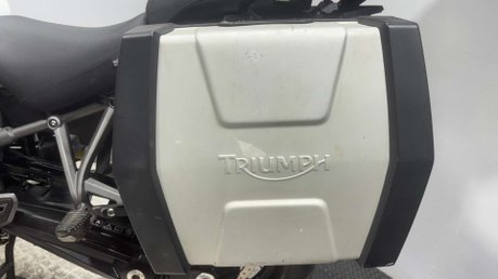 Triumph Explorer 1215 2017 XCA Adventure bike 31k full luggage fsh 9