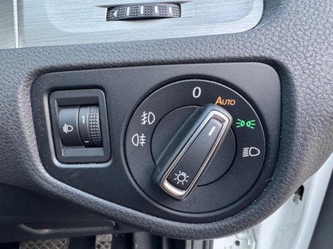 Volkswagen Golf 1.4 TSI BlueMotion Tech Match DSG Euro 5 (s/s) 5dr 30