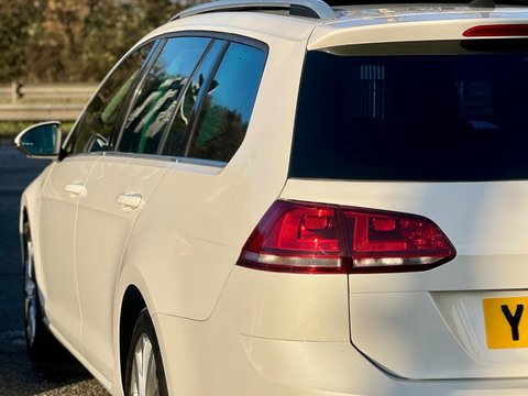 Volkswagen Golf 1.4 TSI BlueMotion Tech SE DSG Euro 5 (s/s) 5dr 37