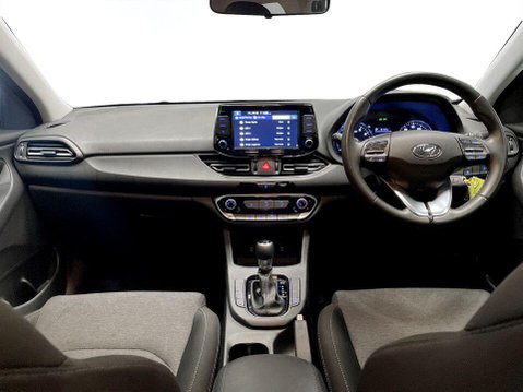 Hyundai i30 1.0 T-GDi MHEV SE Connect Hatchback 5dr Petrol Hybrid DCT Euro 6 (s/s) (120 19
