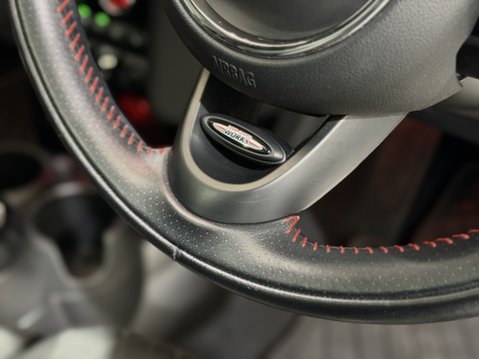 Mini Hatch COOPER S 74