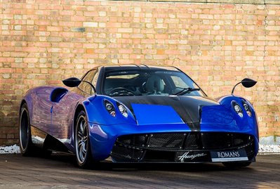 Pagani Huayra 