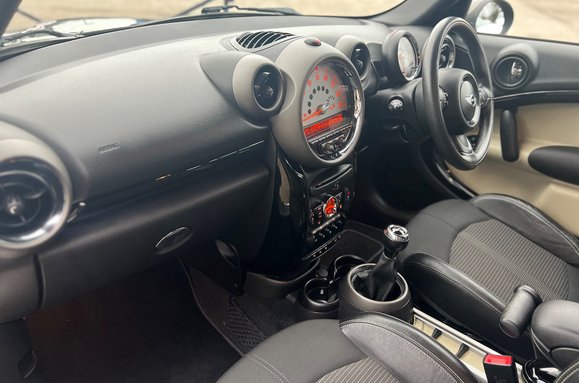 Mini Countryman COOPER D ALL4 HUGE SPEC 26