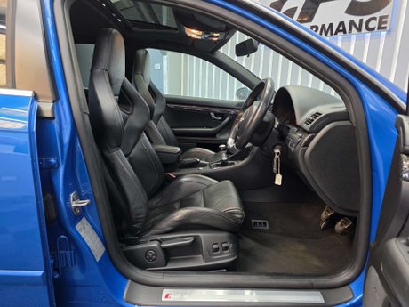 Audi RS4 4.2 Estate 5dr Petrol Manual quattro (326 g/km, 415 bhp) 39