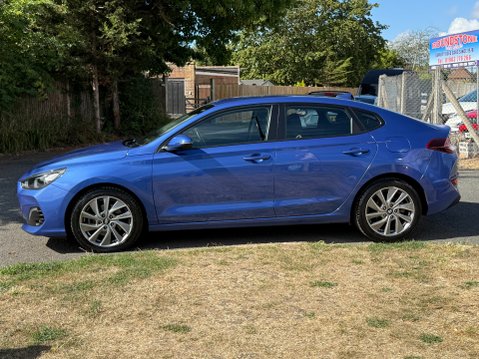 Hyundai i30 T-GDI FASTBACK SE NAV 7