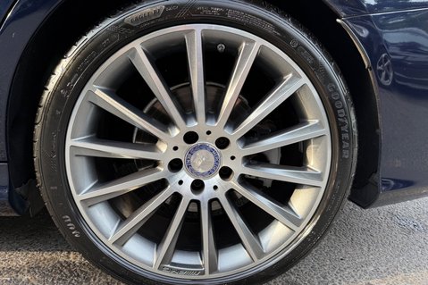 Mercedes-Benz C Class C250 D AMG LINE PREMIUM - 10 SERVICES - 2 OWNERS - LIGHT INTERIOR 60