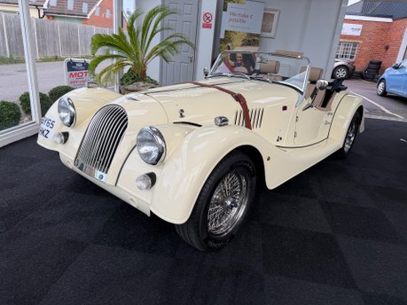 Morgan Plus Four PLUS 4 6