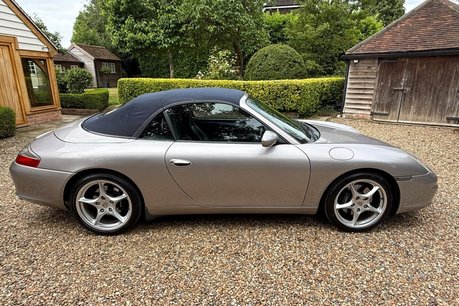 Porsche 911 3.6 996 Carrera 2 Cabriolet 2dr Petrol Tiptronic S (274 g/km, 315 bhp) 41
