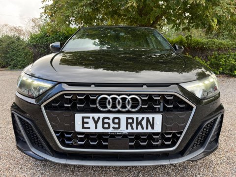 Audi A1 1.0 TFSI 30 S line Sportback Euro 6 (s/s) 5dr 4