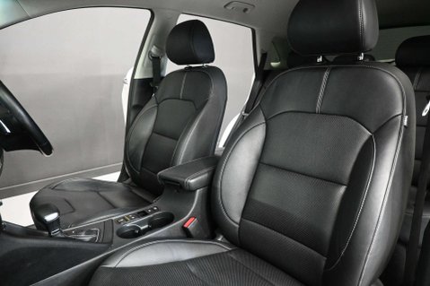 Kia Niro 1.6 Niro 3 HEV Semi-Auto 5dr 17