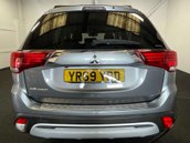 Mitsubishi Outlander 2.0 Outlander Exceed CVT 4WD 5dr 4
