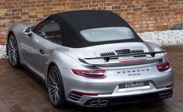 Porsche 911 Turbo Cabriolet (991.2) 10