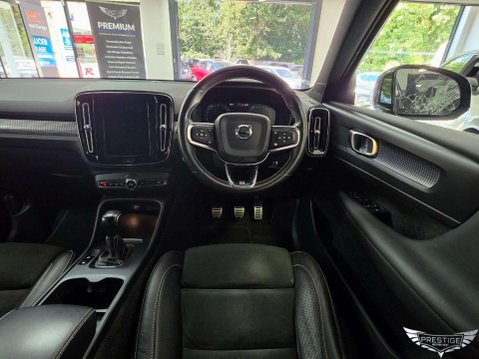 Volvo XC40 1.5 T3 R-Design Euro 6 (s/s) 5dr 53