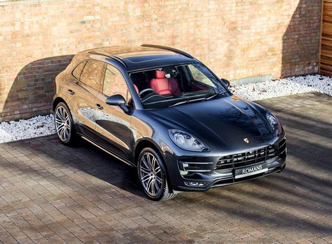 Porsche Macan Turbo 8