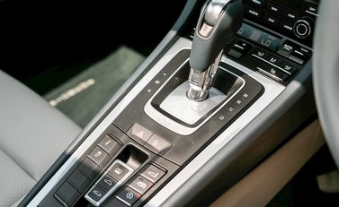 Porsche 911 (991.2) Carrera 19