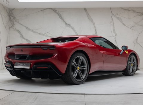Ferrari 296 GTB 6