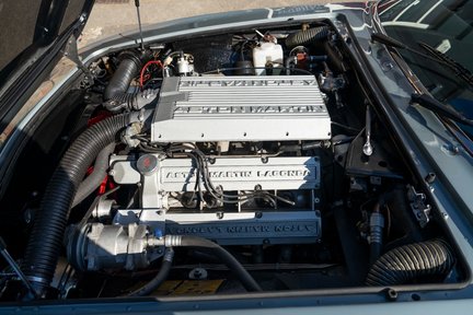 Aston Martin V8 Oscar India 25