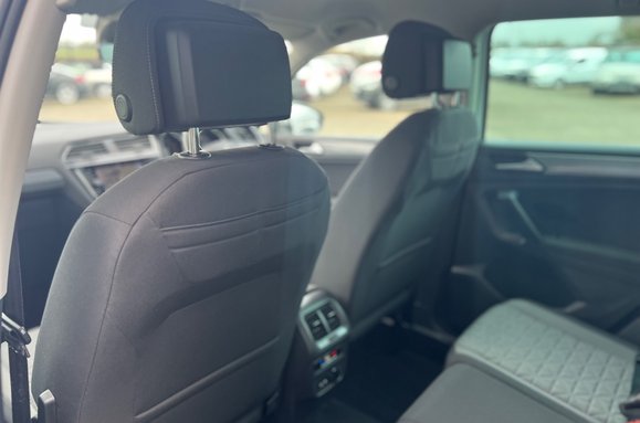 Volkswagen Tiguan LIFE 1.5 TSI DSG AUTOMATIC 29