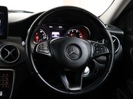 Mercedes-Benz GLA GLA 180 URBAN EDITION 43
