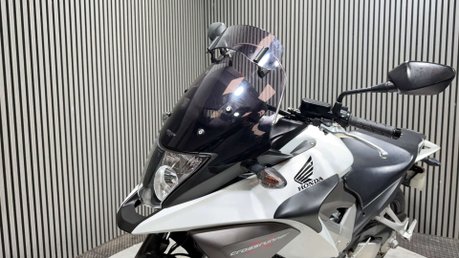 Honda VFR 2011 ONLY 22K NEW MOT SERVICED TOP BOX TOURER 800CC 20