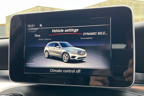 Mercedes-Benz GLC 2.0 GLC250 AMG Line SUV 5dr Petrol G-Tronic+ 4MATIC Euro 6 (s/s) (211 ps) 54