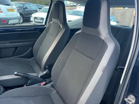 Volkswagen Up 1.0 High up! Euro 5 3dr 17