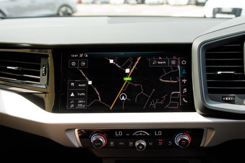 Audi A1 SPORTBACK TFSI S LINE 18