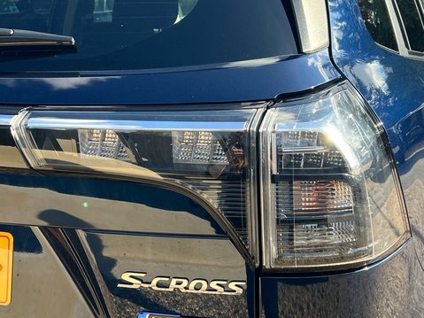 Suzuki S-Cross MOTION 16
