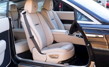 Rolls-Royce Wraith 17