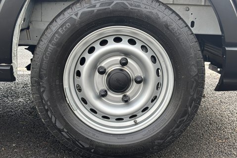 Ford Transit 350 Rwd L2 H2 130 ps Panel Van - Air Con / Rear Sensors 34