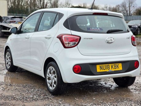 Hyundai i10 1.2 SE Hatchback 5dr Petrol Auto Euro 6 (87 ps) 4