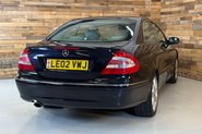 Mercedes-Benz CLK 3.2 CLK320 Elegance Coupe 2dr Petrol Automatic (250 g/km, 215 bhp) 3