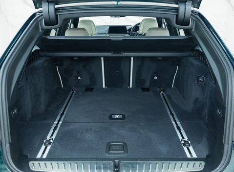 BMW Alpina B5 Touring 55