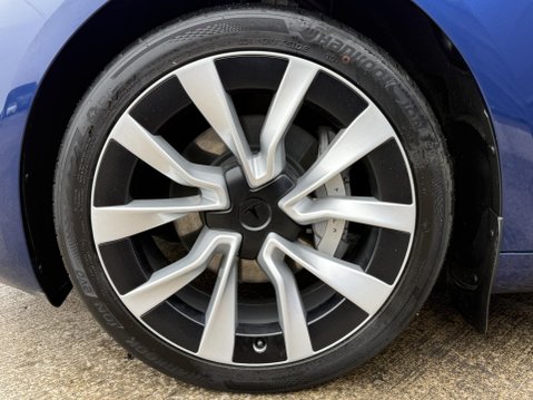 Tesla Model 3 Saloon 4dr Electric Auto RWD (208 ps) 17