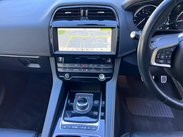 Jaguar F-Pace 2.0 D180 R-Sport Auto AWD Euro 6 (s/s) 5dr 88
